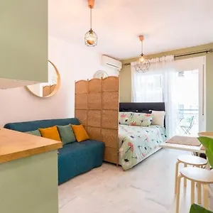 https://torremolinos-centro-piso-moderno-playa-wifi-netflix.hotelsinnerja.org